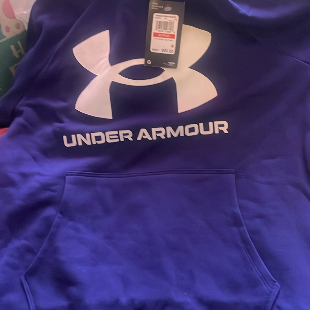 Women under armour hoddie  new with tag
